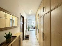 Eladó téglalakás, Pécsett 89.9 M Ft, 3 szobás