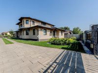 Eladó családi ház, Üllőn 299 M Ft, 6 szobás