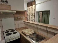 Kiadó téglalakás, albérlet, Pécsett 180 E Ft / hó, 2 szobás