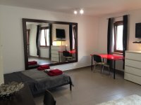 Kiadó téglalakás, albérlet, Pécsett, Perczel Miklós utcában