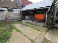 Eladó családi ház, Kecskeméten 27.9 M Ft, 2 szobás