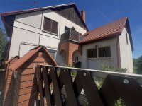 Eladó családi ház, Szegeden 124.8 M Ft, 6 szobás