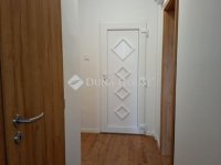 Eladó panellakás, Pécsett 54.9 M Ft, 2 szobás