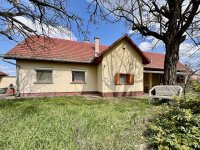Eladó családi ház, Tápiószentmártonon 29.9 M Ft, 2 szobás