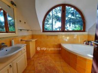 Eladó családi ház, Siófokon 360 M Ft, 6 szobás