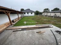 Eladó ikerház, Kakucson 89.9 M Ft, 4 szobás