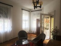 Kiadó téglalakás, albérlet, Pécsett, Búza téren 170 E Ft / hó