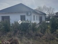 Eladó családi ház, Alsónémediben 120 M Ft, 6 szobás