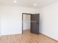 Eladó panellakás, Kincsesbányán 44.9 M Ft, 2 szobás
