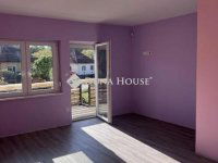 Eladó családi ház, Úrin 99.9 M Ft, 4 szobás