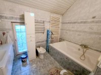 Eladó családi ház, XVI. kerületben 175 M Ft, 7 szobás