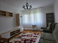 Kiadó téglalakás, albérlet, Pápán 140 E Ft / hó, 2 szobás