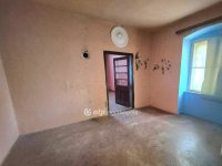 Eladó családi ház, Cecén 15.9 M Ft, 2+1 szobás