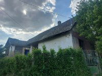 Eladó családi ház, Szakcson 3.99 M Ft, 2 szobás