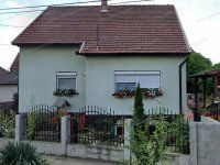 Eladó családi ház, Tiszaalpáron 49.99 M Ft, 2+2 szobás