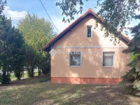 Eladó családi ház, Kecskeméten, Beretvás közben 99.9 M Ft