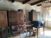 Eladó családi ház, Bakonyszücsön 14 M Ft, 2 szobás