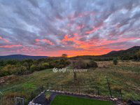 Eladó családi ház, Solymáron 223 M Ft, 4 szobás