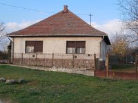 Eladó családi ház, Karácsondon 13 M Ft, 3+1 szobás