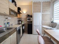 Eladó panellakás, Debrecenben 64.5 M Ft, 3 szobás