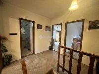 Eladó családi ház, IV. kerületben 143.5 M Ft, 5 szobás