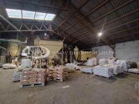 Kiadó ipari ingatlan, Ajkán 800 E Ft / hó / költözzbe.hu