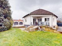 Eladó családi ház