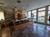 Kiadó üzlethelyiség