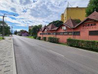 Eladó üzlethelyiség