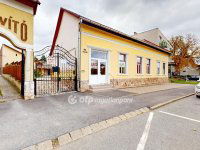 Eladó családi ház