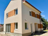 Eladó családi ház, Sárváron 99.9 M Ft, 4 szobás