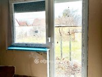 Eladó családi ház, Szászváron 26.9 M Ft, 2 szobás