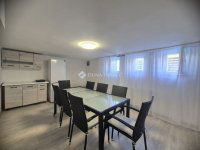 Eladó családi ház, III. kerületben 189 M Ft, 5 szobás