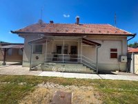 Eladó családi ház, Cegléden 68 M Ft, 3 szobás