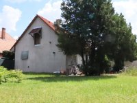 Eladó családi ház, Pilisen 45 M Ft, 2 szobás
