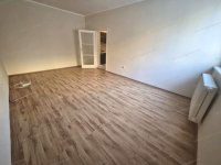 Kiadó téglalakás, albérlet