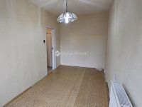 Eladó panellakás, Pécsett 37.99 M Ft, 2 szobás