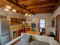 Eladó családi ház, Felsőpakonyban 84.9 M Ft, 9 szobás