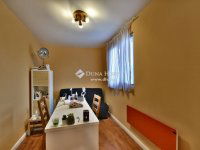 Eladó családi ház, Budakalászon 290 M Ft, 6+2 szobás