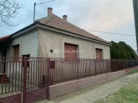 Eladó családi ház, Örkényen 49.5 M Ft, 5 szobás