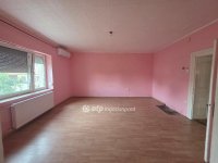 Eladó családi ház, Csöngén 18.9 M Ft, 3 szobás