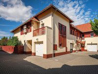 Eladó családi ház, Szentendrén 179 M Ft, 5 szobás