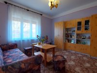 Eladó családi ház