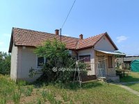 Eladó családi ház, Hajdúhadházon 34.99 M Ft, 1 szobás