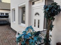 Eladó családi ház, Budapesten, XX. kerületben, Határ úton