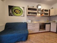 Eladó téglalakás, Siófokon 69.6 M Ft, 1 szobás