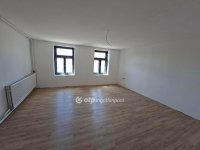 Eladó családi ház, Hosszúhetényen 32.9 M Ft, 4 szobás