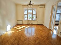 Kiadó téglalakás, albérlet, V. kerületben 765 E Ft / hó