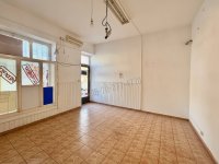 Eladó üzlethelyiség, Oroszlányban 20 M Ft, 2+1 szobás