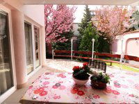 Eladó családi ház, Kecskeméten 200 M Ft, 7 szobás